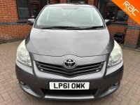 TOYOTA VERSO